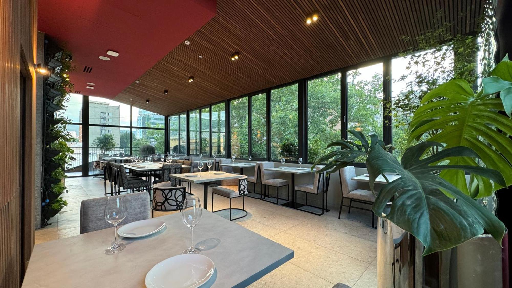 Tbilisi Edition - Design Hotel & Private Spa Luaran gambar